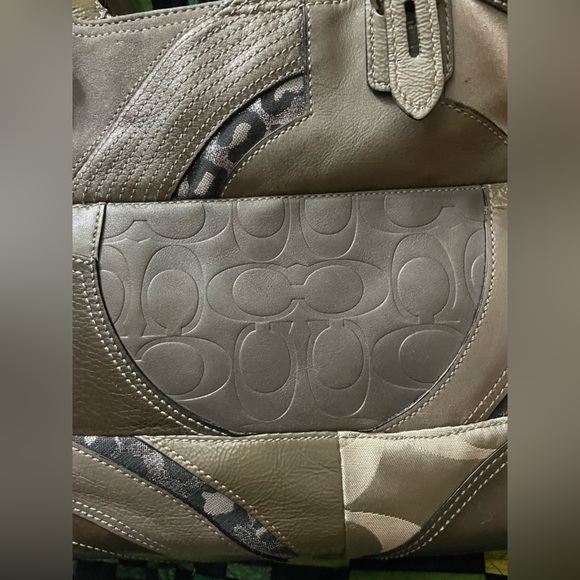 Coach Ocelot Animal Patchwork Monogram Bag with COA, Purple Interior F15459 - Picture 9 of 9